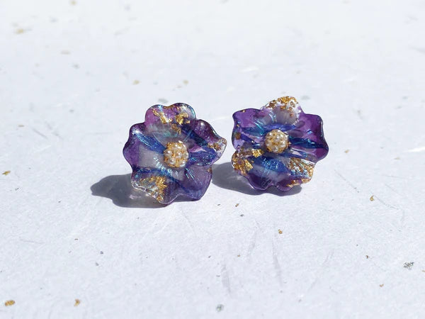 Iridescent Resin Flowers Studs - White or Purple