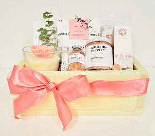 PRETTY IN PINK Giving Crate