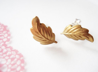 Tiny Leaf Studs