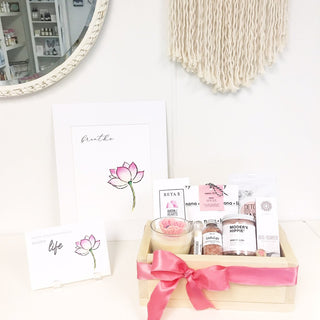 PRETTY IN PINK Giving Crate